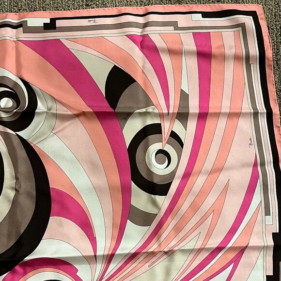 Fabulous Emilio Pucci Silk Scarf - Picture 5 of 8